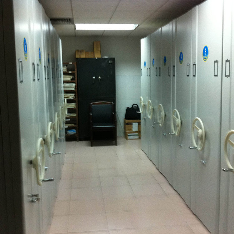 1590216048899055.jpg 手搖密集架3.jpg